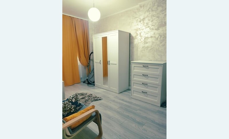 Titan Auchan, Parcul Teilor, 3 camere Bloc Nou